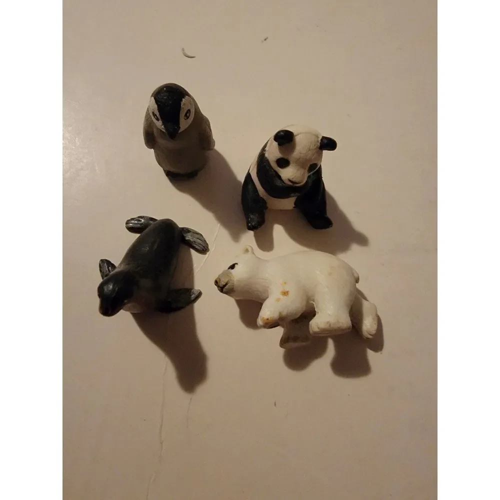 Lot Of 4 Panda Penguin Polar Bear Seal Baby Miniature Figures Vintage 1996 Topps